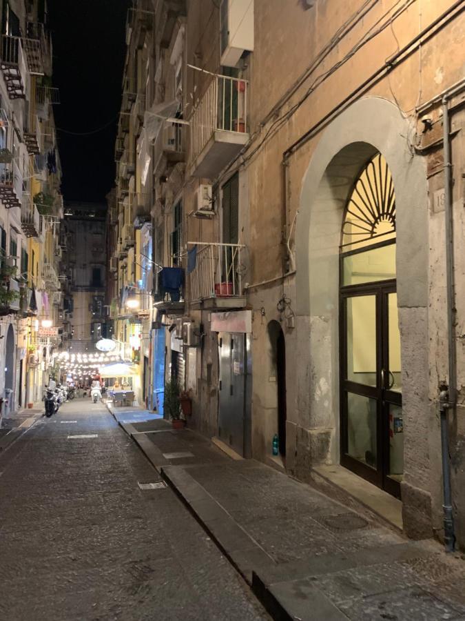 La Casetta Ai Gradoni Di Chiaia Naples Exterior photo